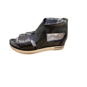 Eileen Fisher Womens 7.5 Sport Sandals Black Leather Cross Strap Platform Wedge